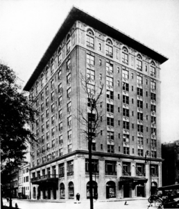 The Hotel Savannah, now the Manger Building, on Johnson Square in Savannah around 1913