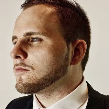 Nathan Snyder, Editor-in-Chief of The Hotelier Times